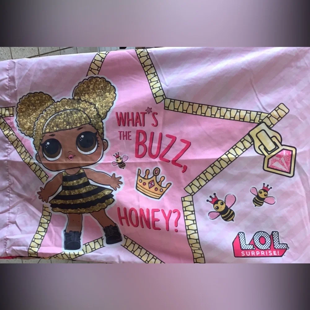 L.O.L. Surprise! Twin Glitterful Comforter Bundle Set